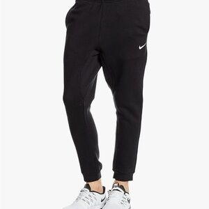 Nike men's club fleece jogger